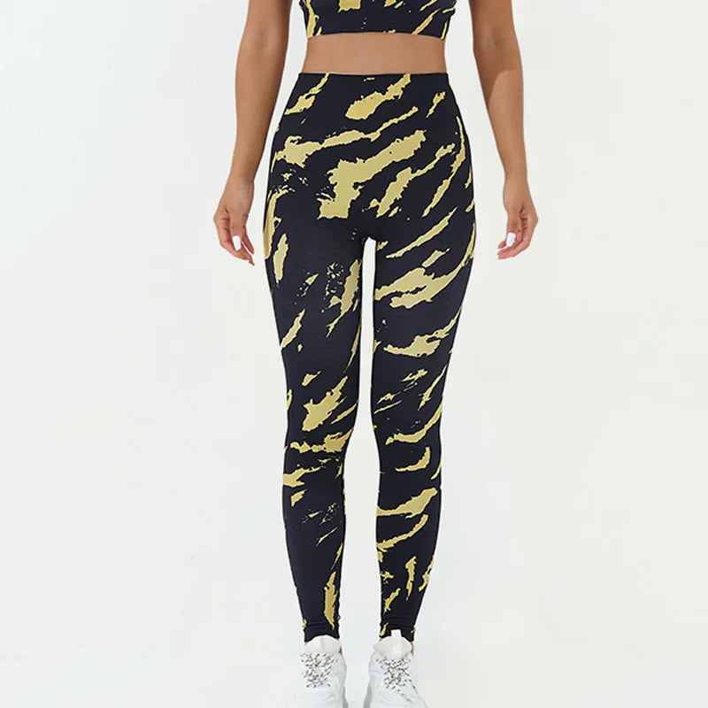 yellowish-black