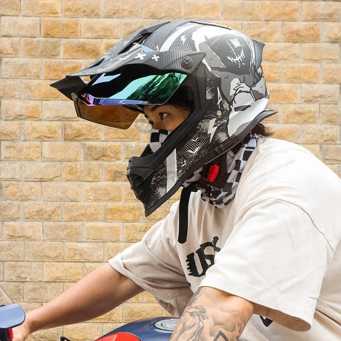 New off-road motorcycle helmet men and women motocross helmet full face kask downhill casque moto cross enfant capacete