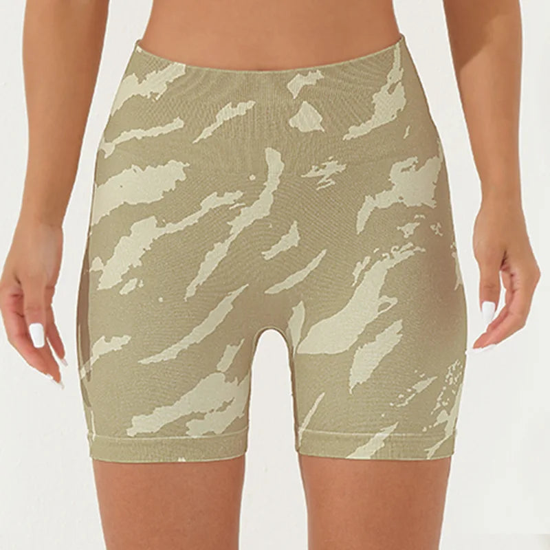 grayish-apricot-1