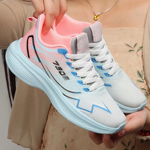 Sports shoes for women in spring new breathable and comfortable mesh fashionable casual shoes for couples marathon running shoes