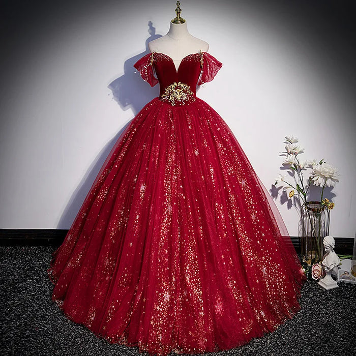 2026 New Women's Wine Red Evening Dress Fashionable Slim Fit One Shoulder Highlight Puffy Skirt Long Back Strap Dress