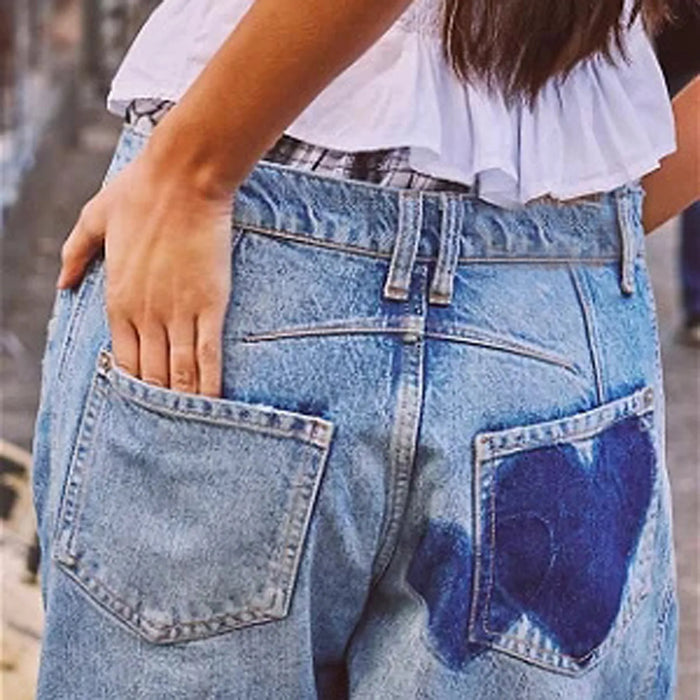 Women's Wide Leg Jeans Trendy Ladies Washed Denim Pants Chic Heart Print Jeans Modern Relaxed Fit Denim Bottoms Fashion Jeans
