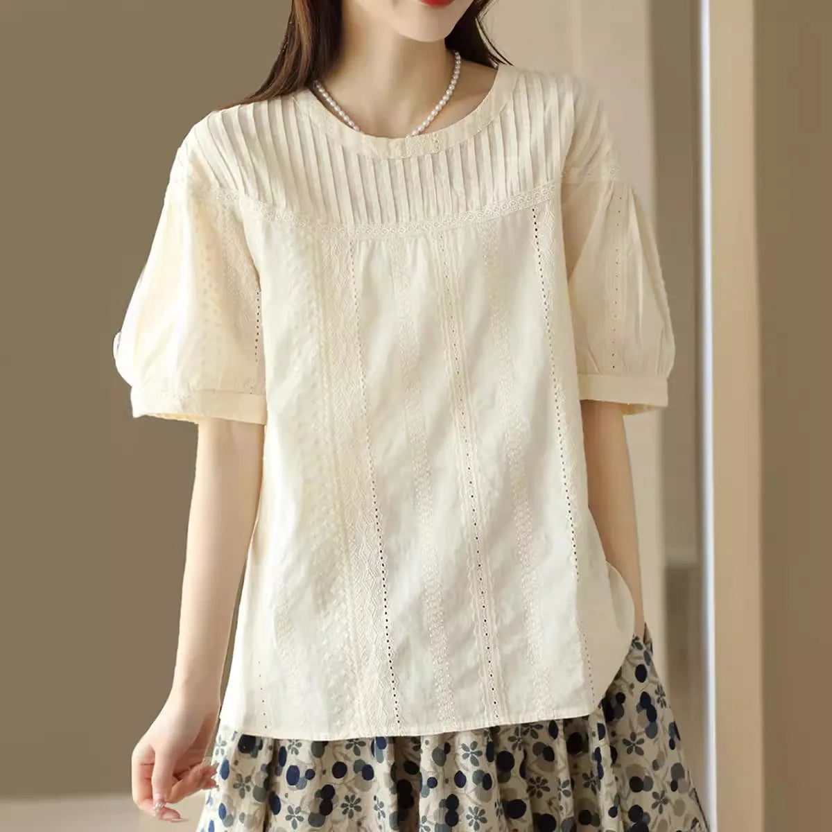 short-sleeve-beige