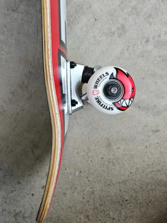 BAKER SKATEBOARDS Stylish Maple Wood Design A Great Urban Commuter for Beginners Pros Premium Non-slip Surface Super Durable